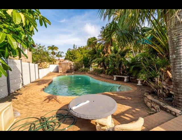 3 BEDROOM HOUSE FOR SALE IN BLUFF
